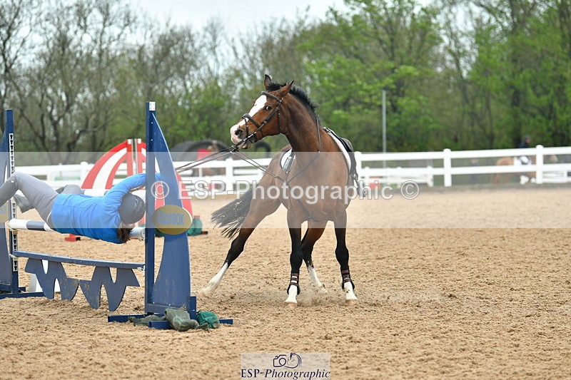 230505A-134452-04607 - Cls 17 1.05m Amateur Quali