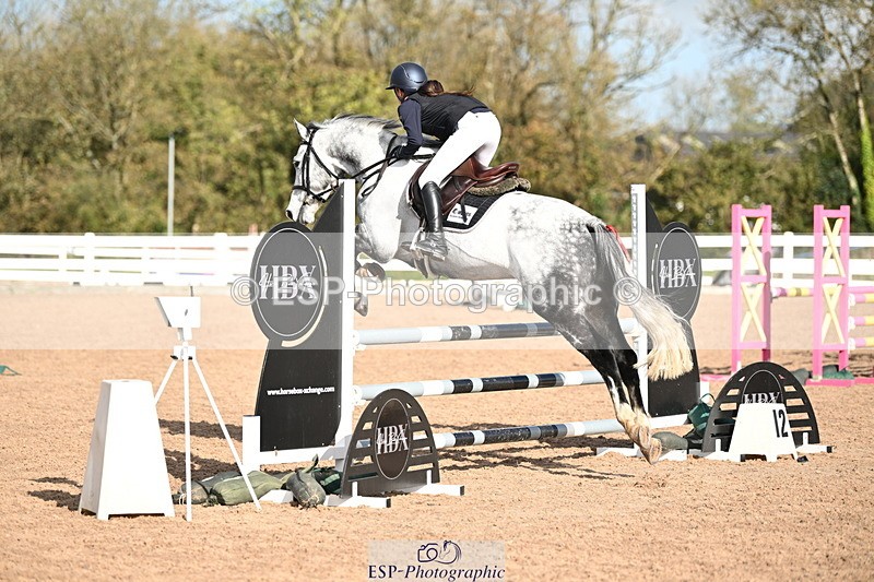 241026A-120147-00864 - SAT Cls 8 Pony Discovery and 90cm Open