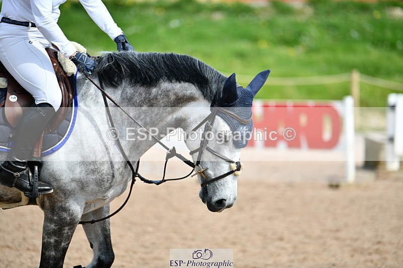 240511A-153958-14185 - Cls 25 British Novice and 90cm Open