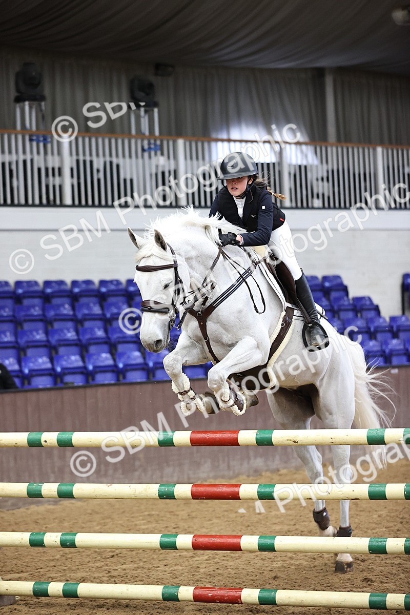 SBM_005923 - Class 16 - Senior Newcomers - 1.10m Open