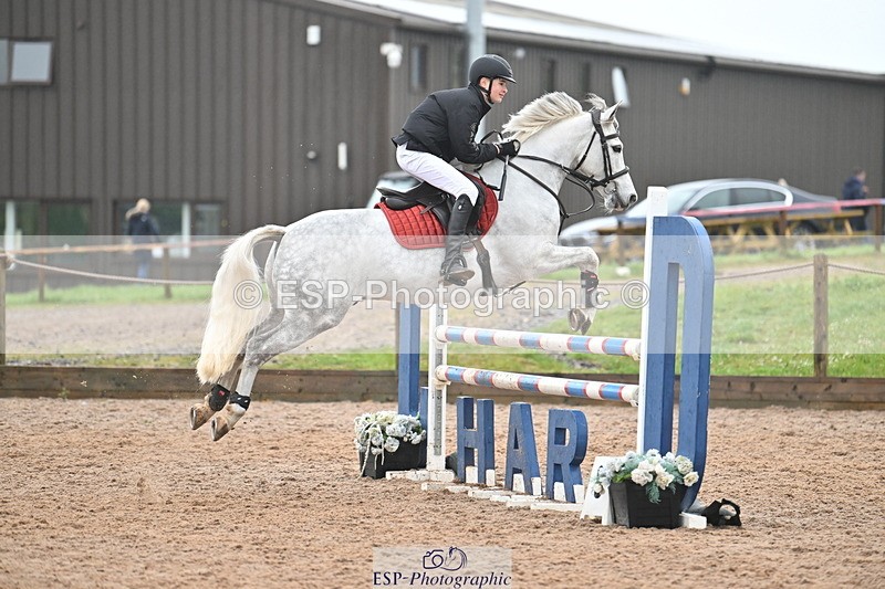 240505A-124011-05150 - Cls 4 Blue Chip Pony Newcomers & 1m Open