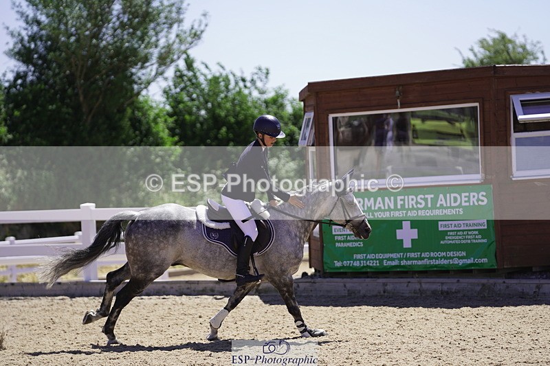 230624A-130728-01499 - Cls 24 Pony Discovery & 90cm Open