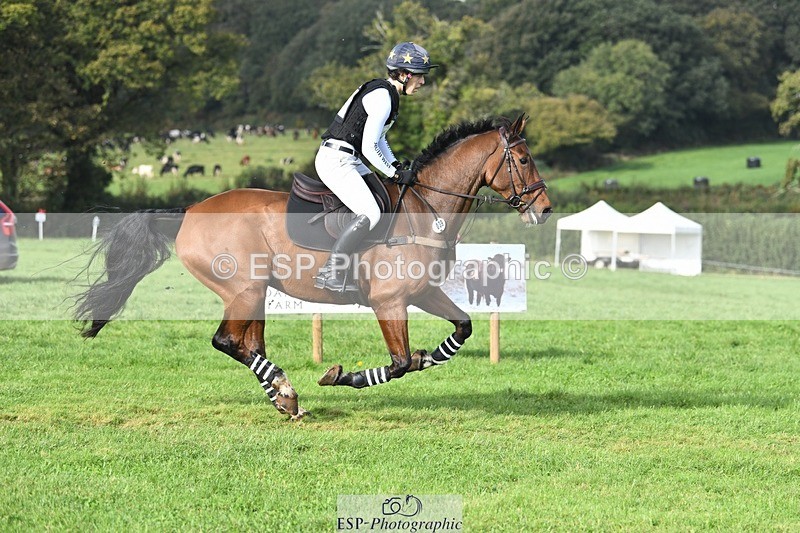 231020-112124-07136 - 039-LAUSANNE.W-Charlie.Ahl-XC