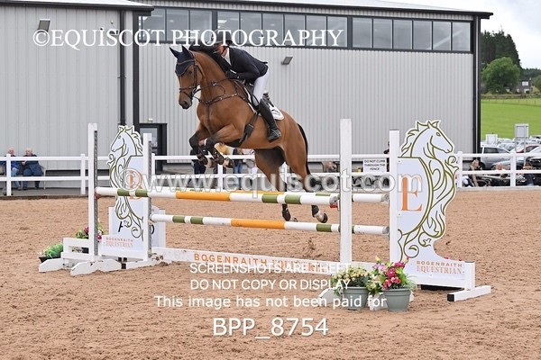 BPP_8754 - CLASS 20 SAT GFS Saddles Senior Newcomers/1.10m Open