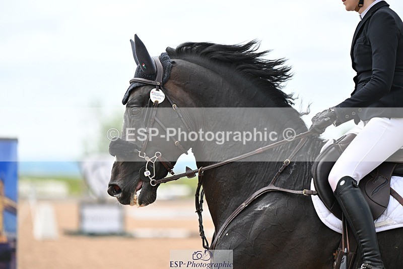 250611-132259-00672 - Cls 4 Snr Newcomers & 1.10m Open