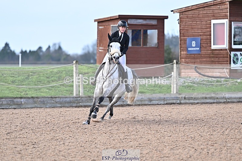 260225-140049-00437 - Cls 5 Foxhunter and 1.20m