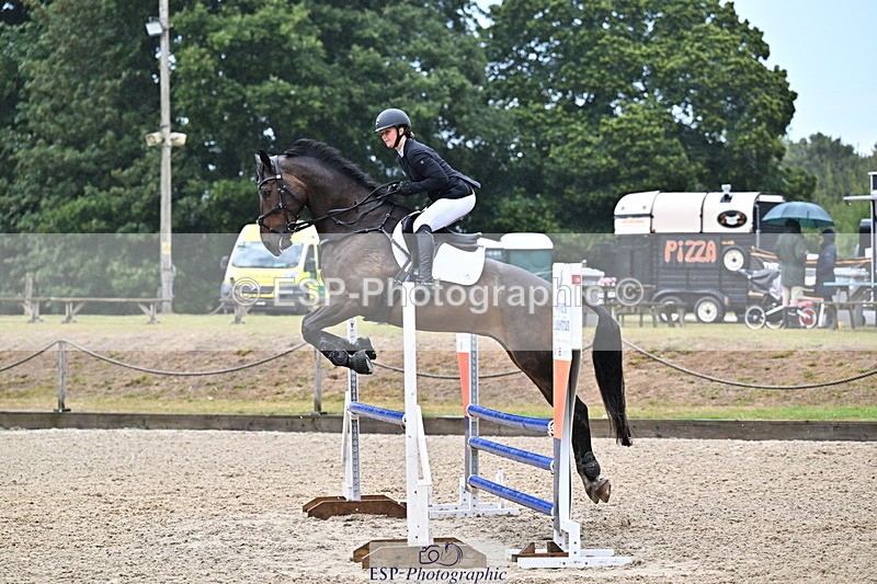 250831A-123840-10391 - Cls 42 Snr 1m Grand Prix