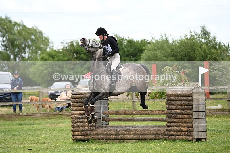 WJ6_3690 - Class 5 80cm Pairs