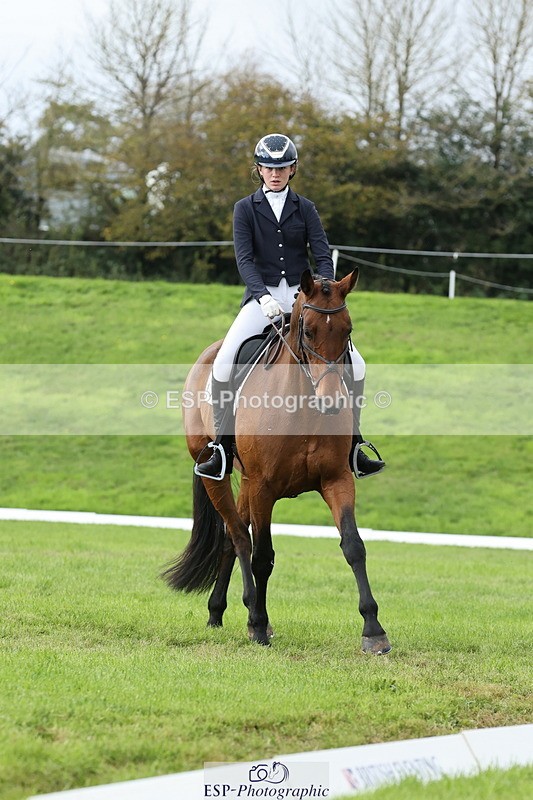 251024A-134253-12454 - F-475-Gracie.Stanbrook