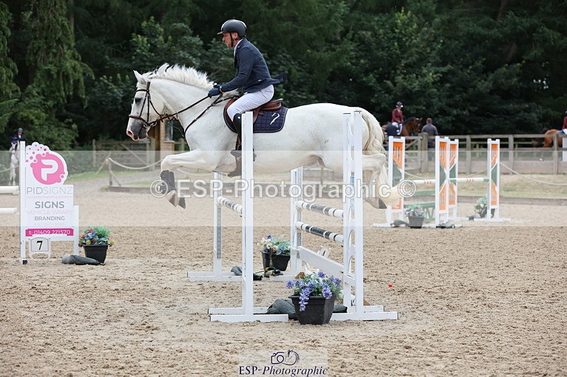 250705A-174236-16604 - Cls 37 1.05m Amateur Quali