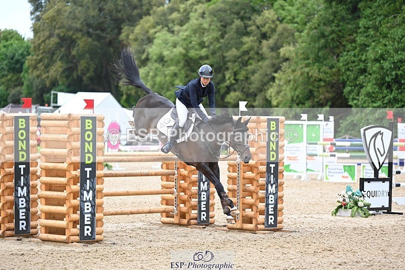 240525-155635-17974 - 540-OPPOSITION_HERALDIK_GIRL-Kirsty_Chabert