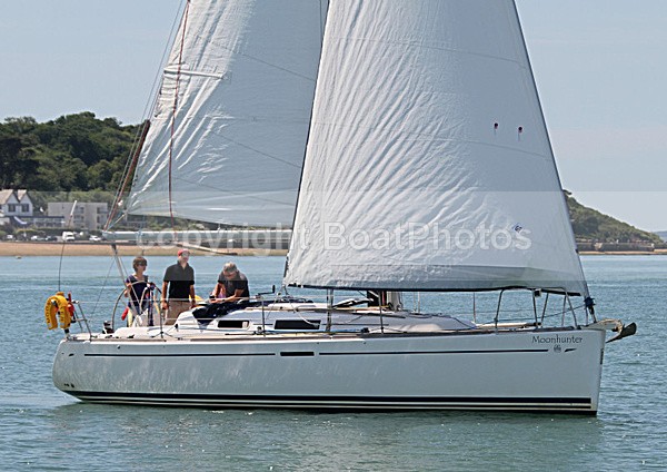 100621 MOONHUNTER IMG_5215 - Sailboats - monohull