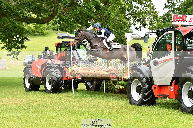 250525A-144120-17010 - D-456-Yasmin.Ingham-GYPSIE.DU.LOIR