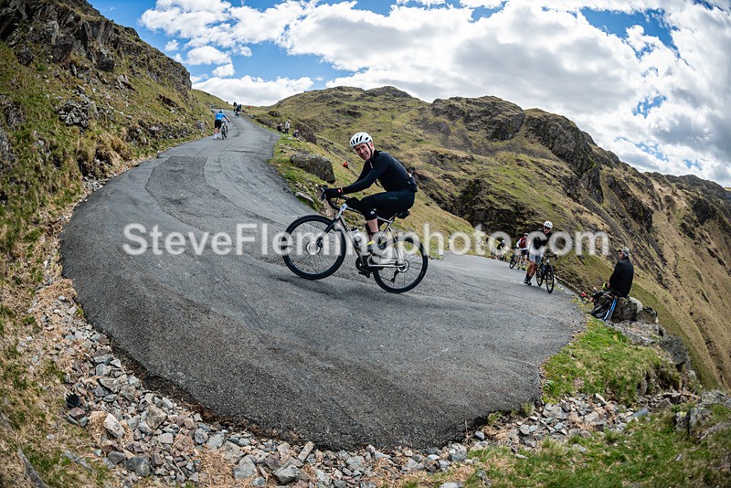 115537 - Hardknott Hairpin 11.00 - 12.00