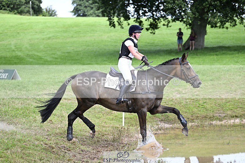 240803-151121-08431 - 183-Amelia_Hendy-WHISTLEDOWN_STAR