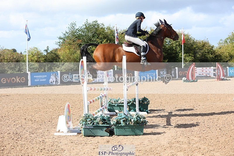 250913-142650-07372 - Cls 25 1.05m Amateur Quali