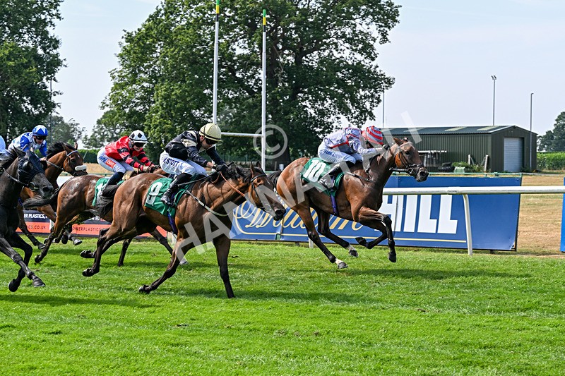 160726-Race 4-Park Lane Penny-4687 - Race 4 15.38pm Don't Miss Summer Family Days @thirskraces Classified Stakes