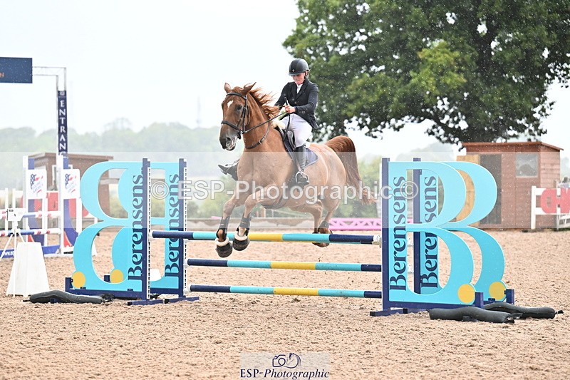 250827B-104132-00106 - Clear Round & Cls 1 Brit Nov 90cm