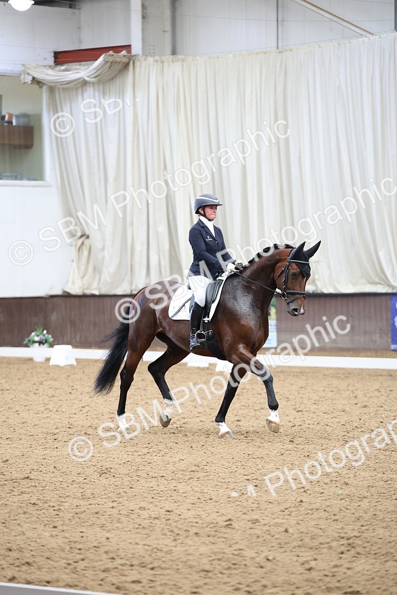 SBM_004009 - Class 8 - Advanced Medium 6 Silver