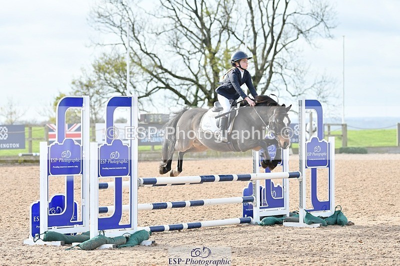 251026-121238-02803 - Cls 23+24 80cm Club and Schools