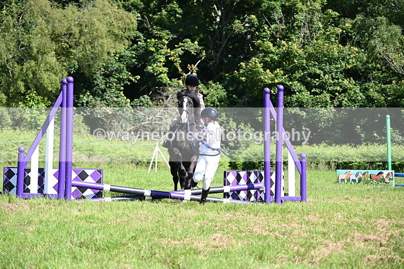 WJ6_3762 - Class 1 Tiny Cross Poles