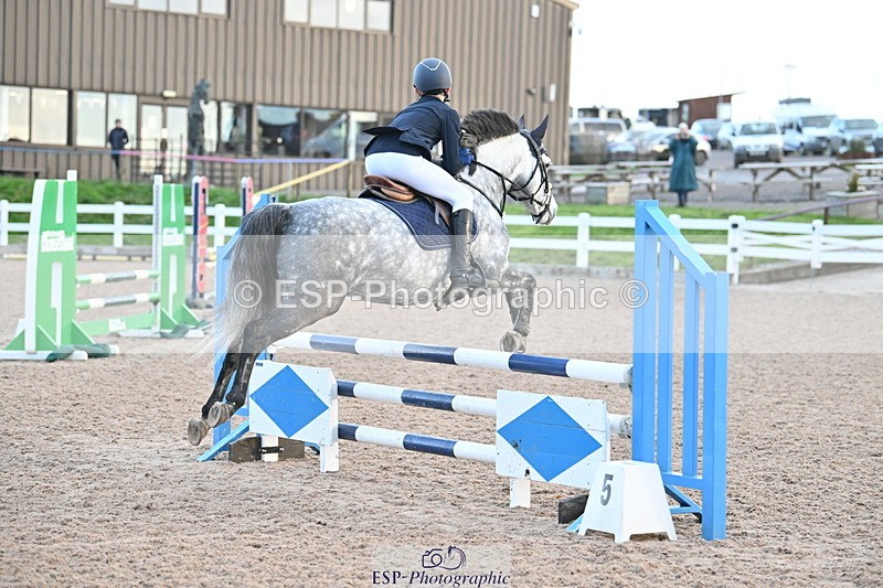 231119A-084034-04179 - Sun Cls 2 British Novice & 80cm Open