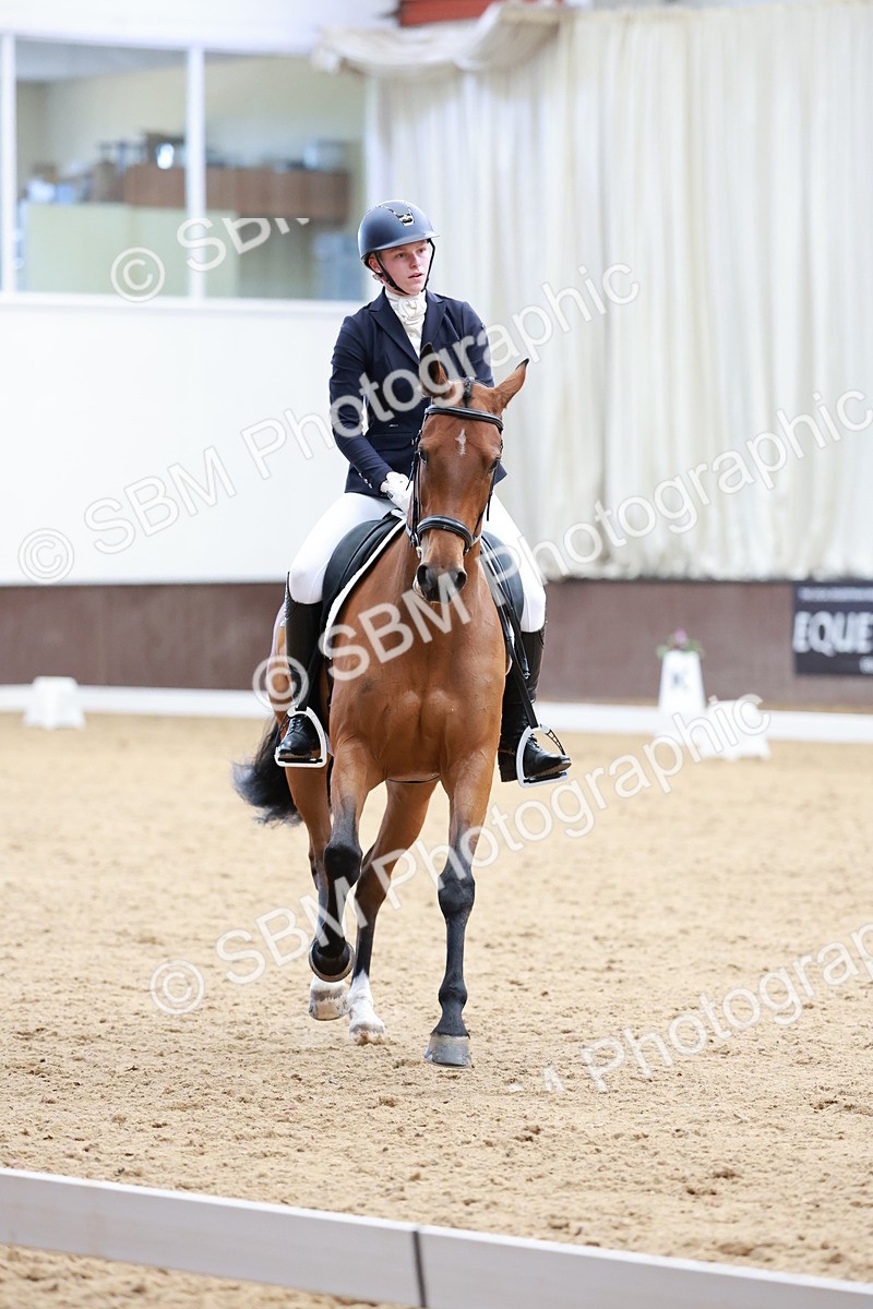 SBM_008499 - Class 6b - Novice 6 - 9.28-10.41