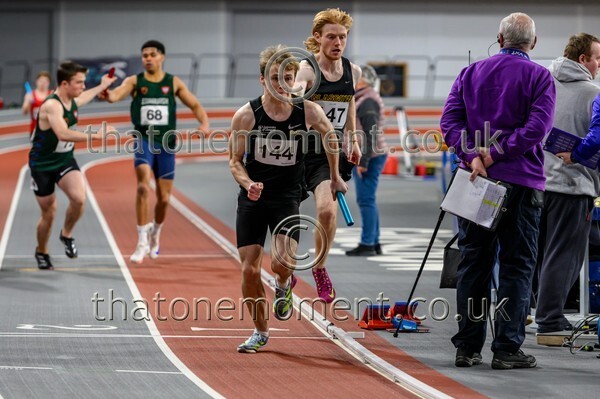 StudInd-916057 - Track Male Set Two