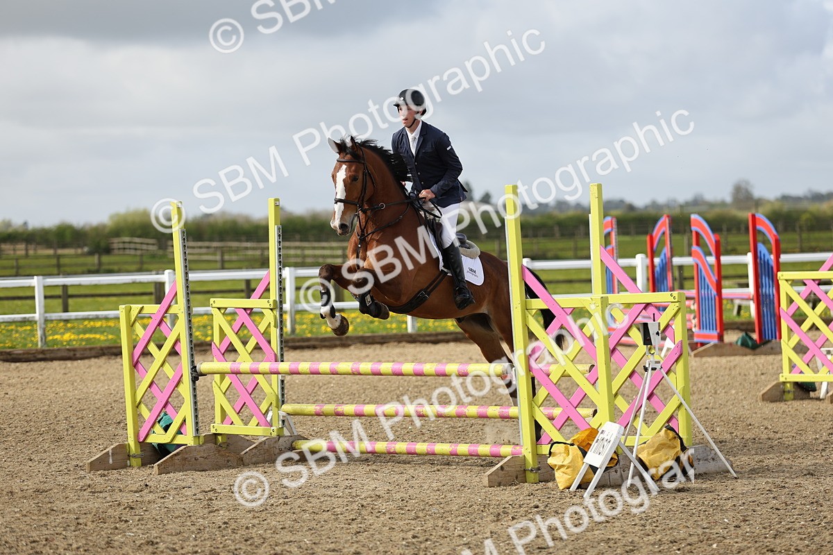 SBM_000042 - Class 1 - Clear Round