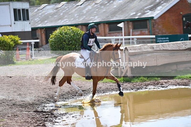 WJ5_2825 - Time 13:16 to 13:52