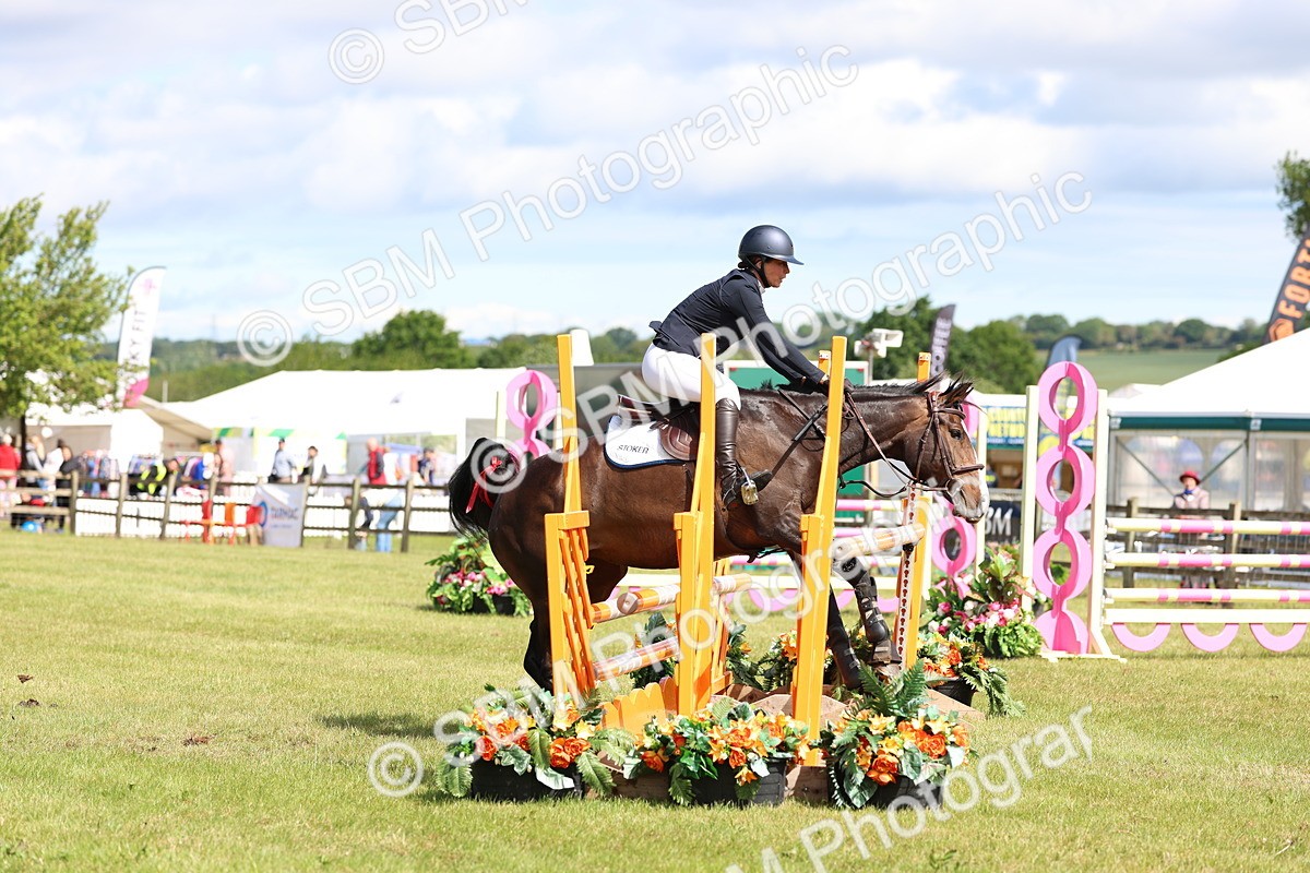 SBM_13524 - Class 206 - Senior Newcomers - 1.10m Open