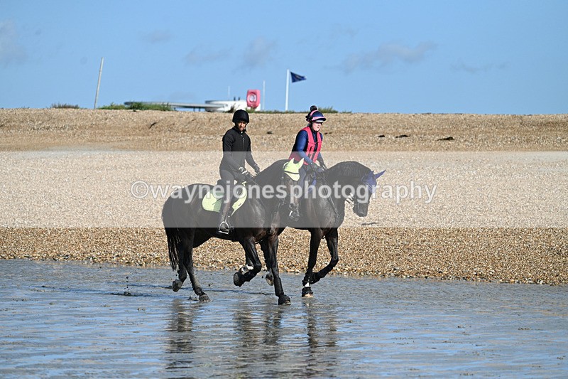 WJ7_3720 - Leigh Kelly & Jade Bennett 25-08-24