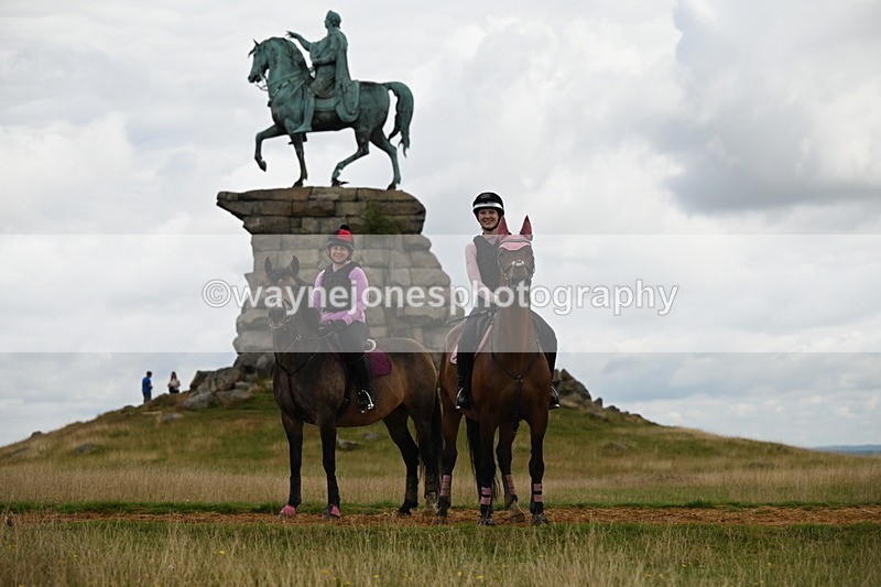 DSC_4223 - Time at Statue 09:50 to 11:09