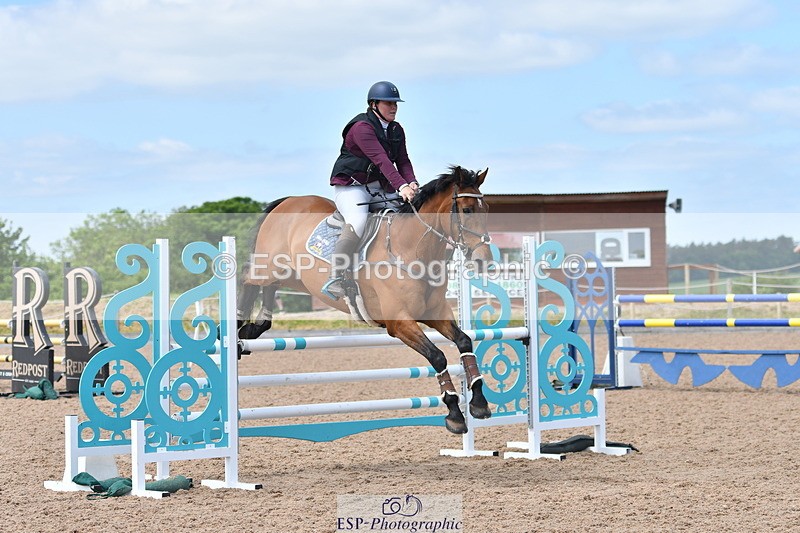 240609A-115124-04786 - Cls 17 Snr 1.05m Open