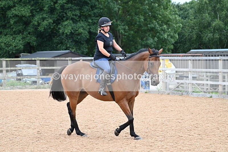 WJ7_7828 - Poles 11:00am