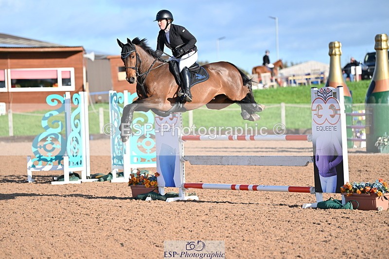 231014A-093712-03542 - Cls 17 Discovery & 1m Open