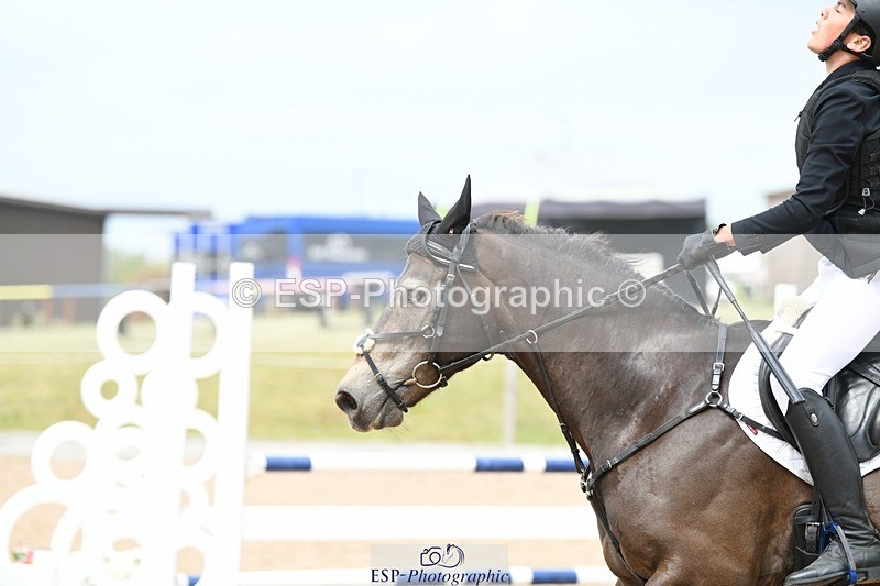 250807-135712-01450 - 90cm Round 2