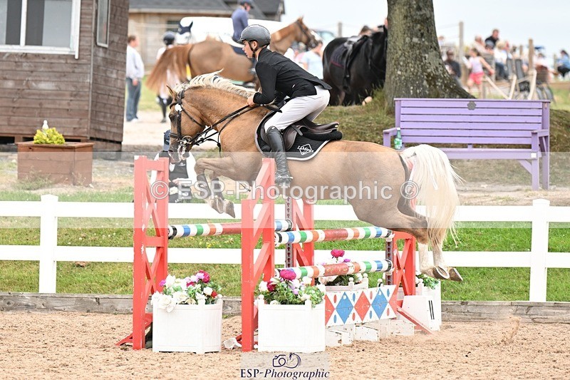 250629-130355-11158 - Cls 37 Newcomers and 1m Open