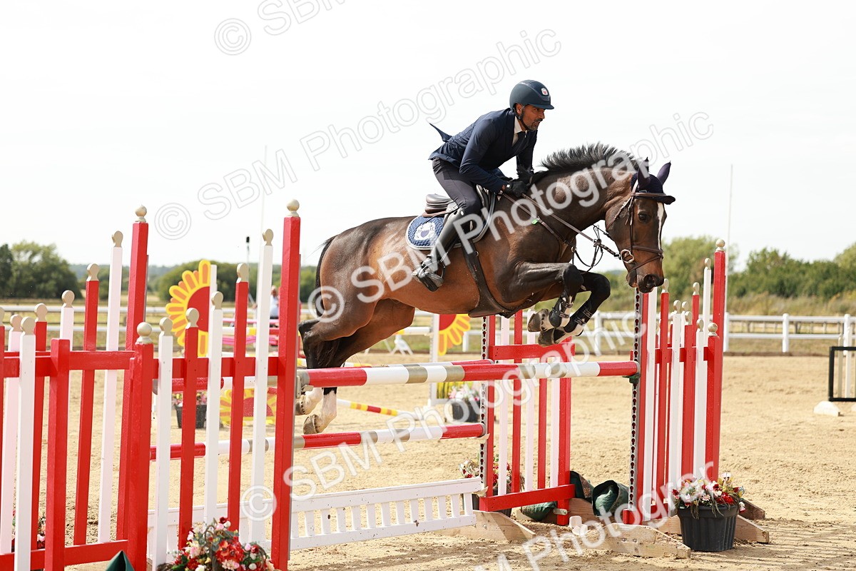 SBM_008199 - Class 4 - Senior Foxhunter - 1.20m Open