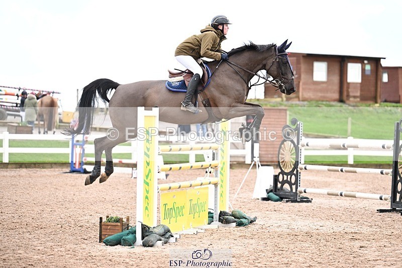 260128-141357-00638 - Snr Foxhunter 1.20m