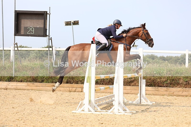 3E7A1704 - Class 5: Senior 95cm