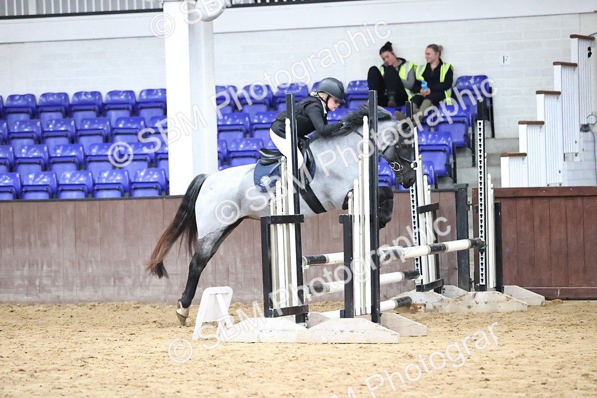 SBM_001323 - Class 5 - Henlow Veterinary Hospital 70cm