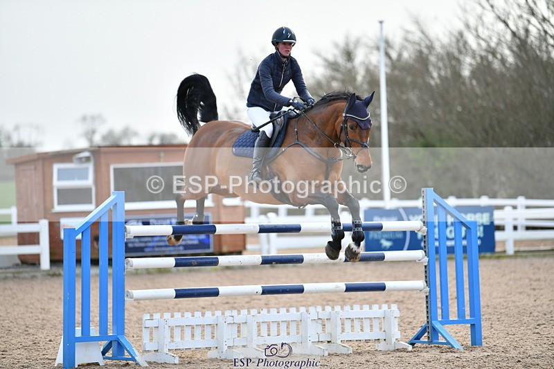 240124A-151700-00930 - Cls 6 National 1.30m & 1.40m