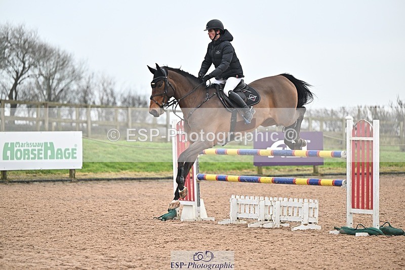 250122-143412-00667 - Cls 6 Foxhunter and 1.20m
