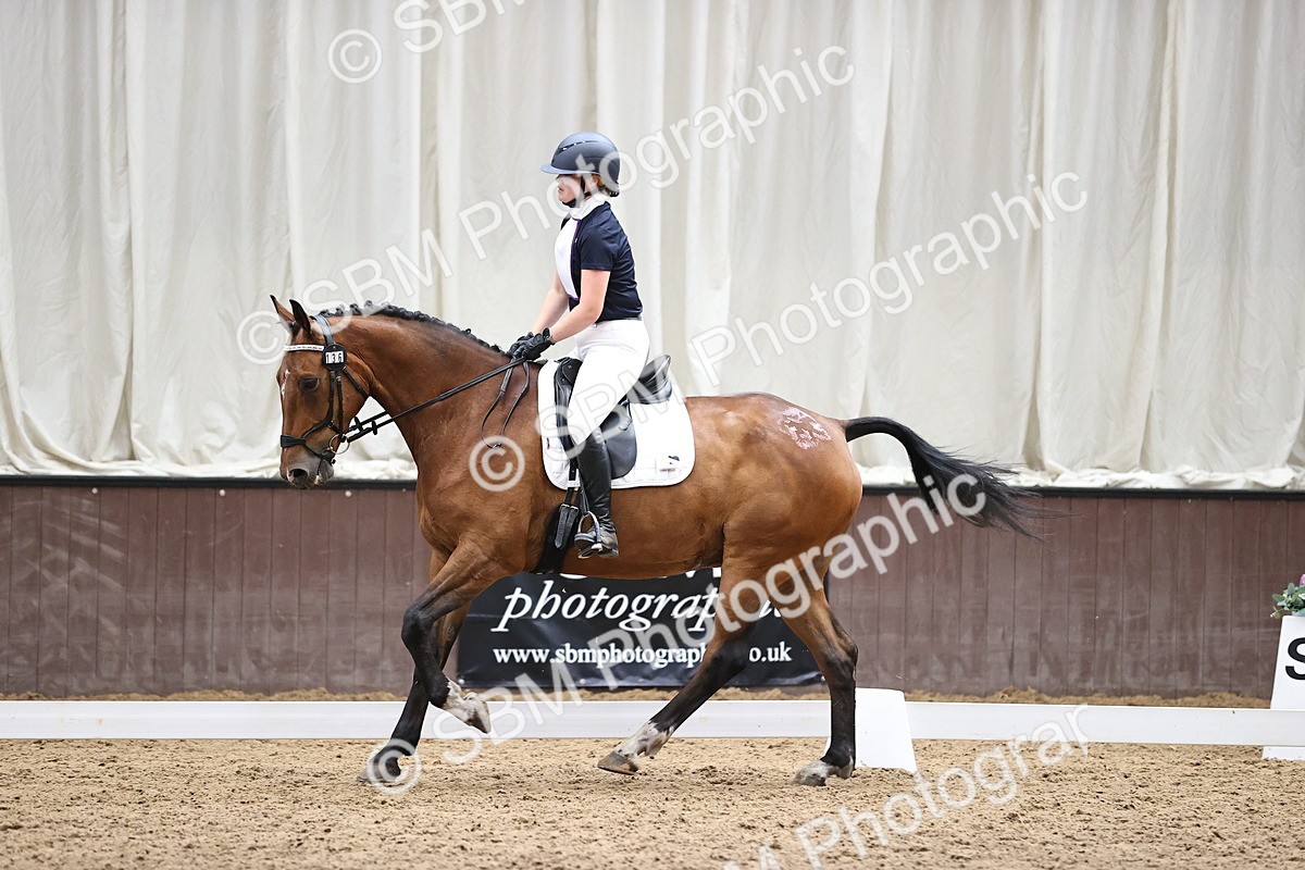SBM_001874 - Novice 4 - 11.15-13.22