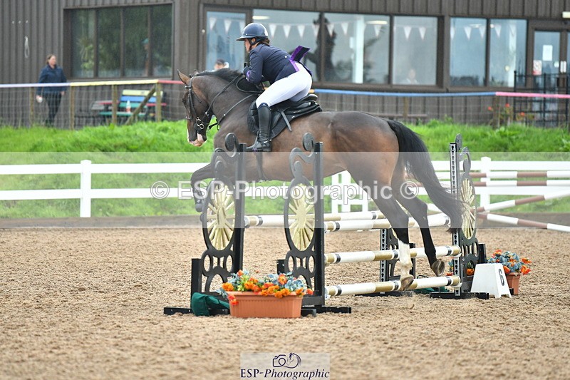 230812A-090408-07540 - Cls 25 A&B Brit nov & 90 Open