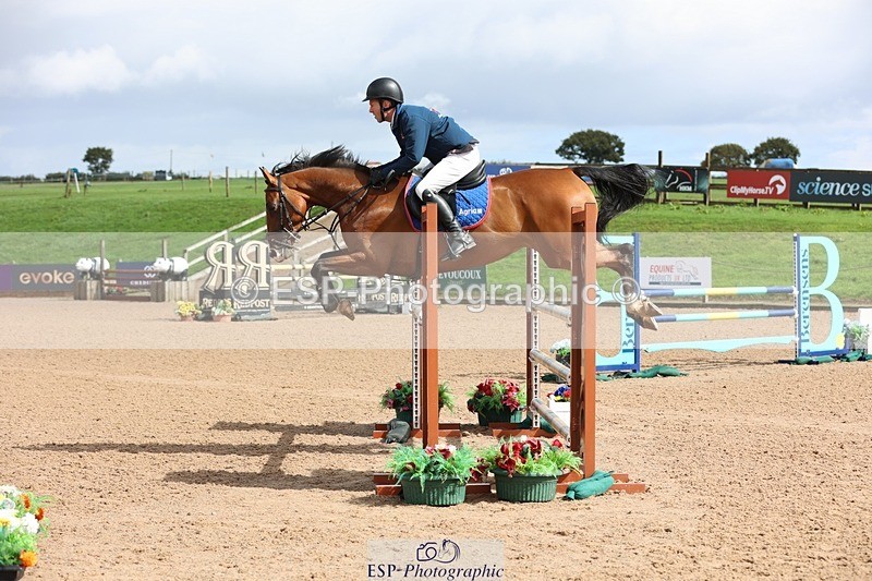 250911-121748-01397 - Cls 3 Snr Foxhunter