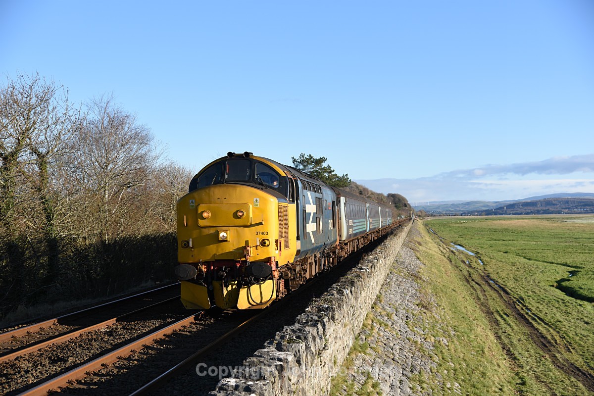 JL - 30.11.17 37403 2C47 1002 Preston - Barrow, Holme Island - Cumbrian Coast (north to south)