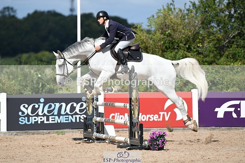 250801-104654-04435 - Cls 21 A&B Snr Disc & 1.00 Open