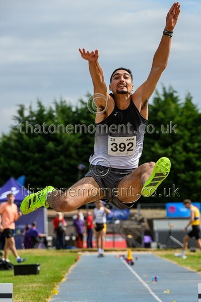 Sen25SUN-928363 - Field Male